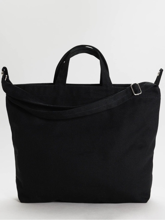 BAGGU Handbags - NWT BAGGU Horizontal Zip Duck Bag